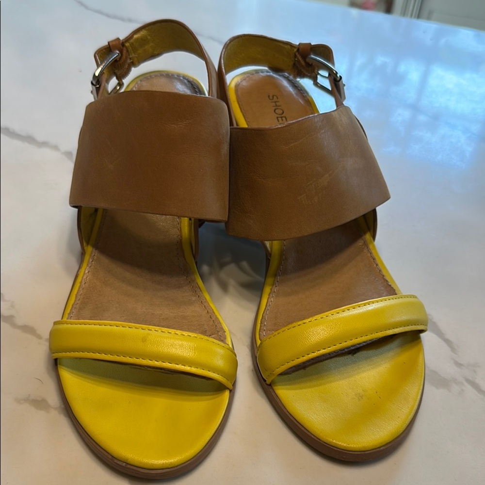 Shoemint Brown and Yellow Sandals